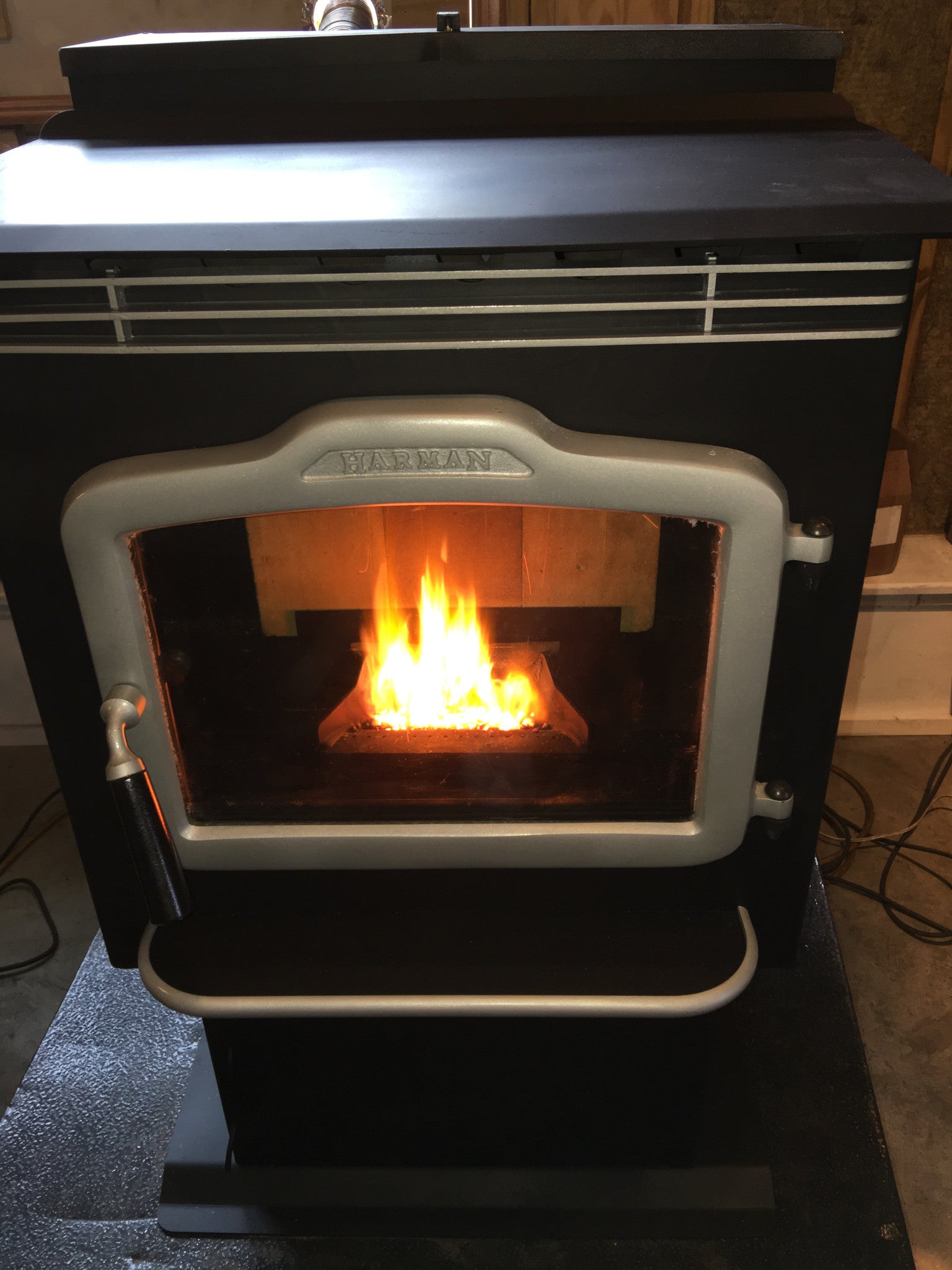 Sold - Harman P61 Wood Pellet Stove - 61K BTUs – Pellet Stove Master
