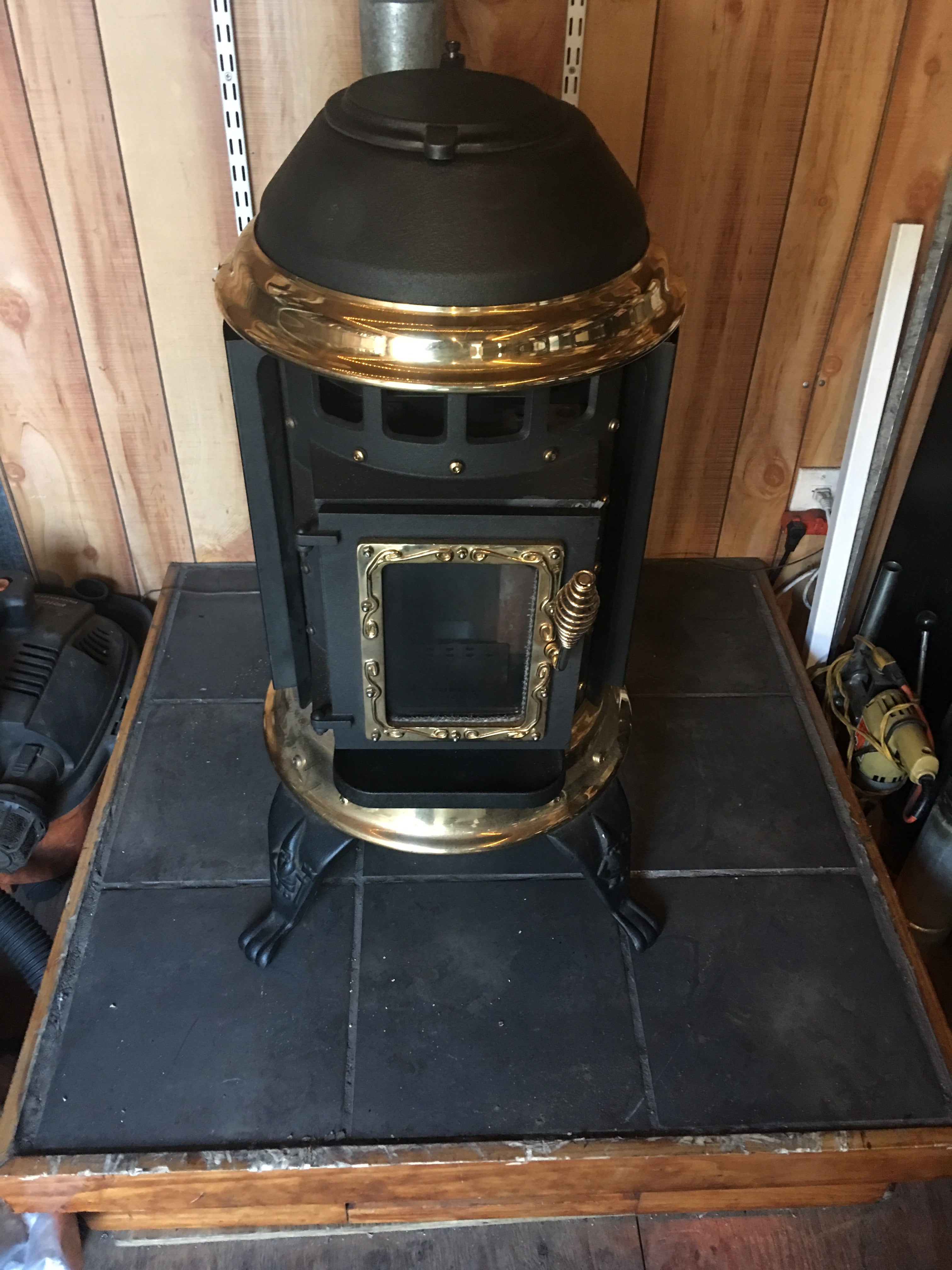 Sold - Thelin - Gnome Pellet Stove 27k for up to 750 SqFt – Pellet Stove  Master