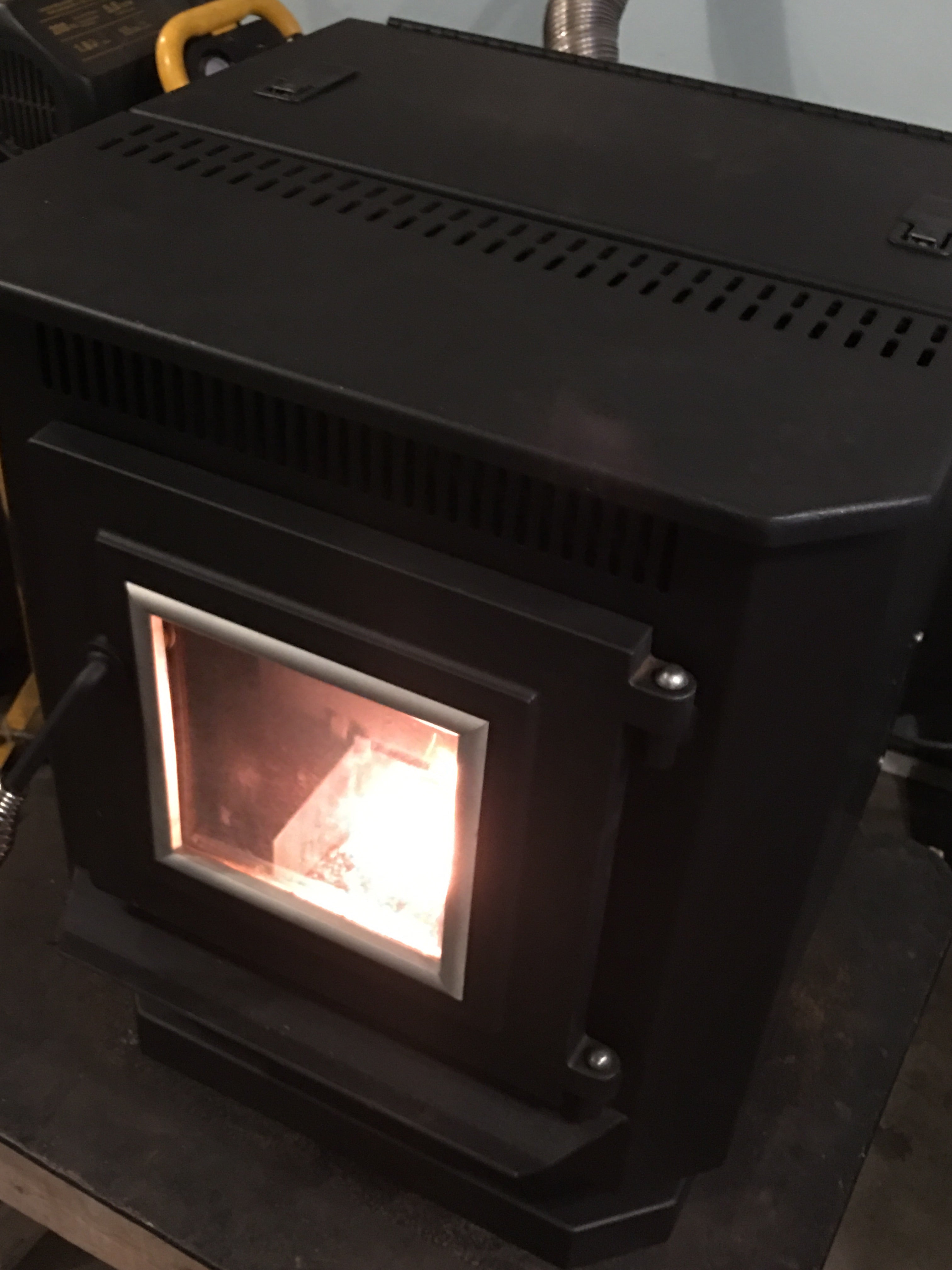 Sold - Englander 25-PDVC Wood Pellet Stove - 30K BTU – Pellet Stove Master